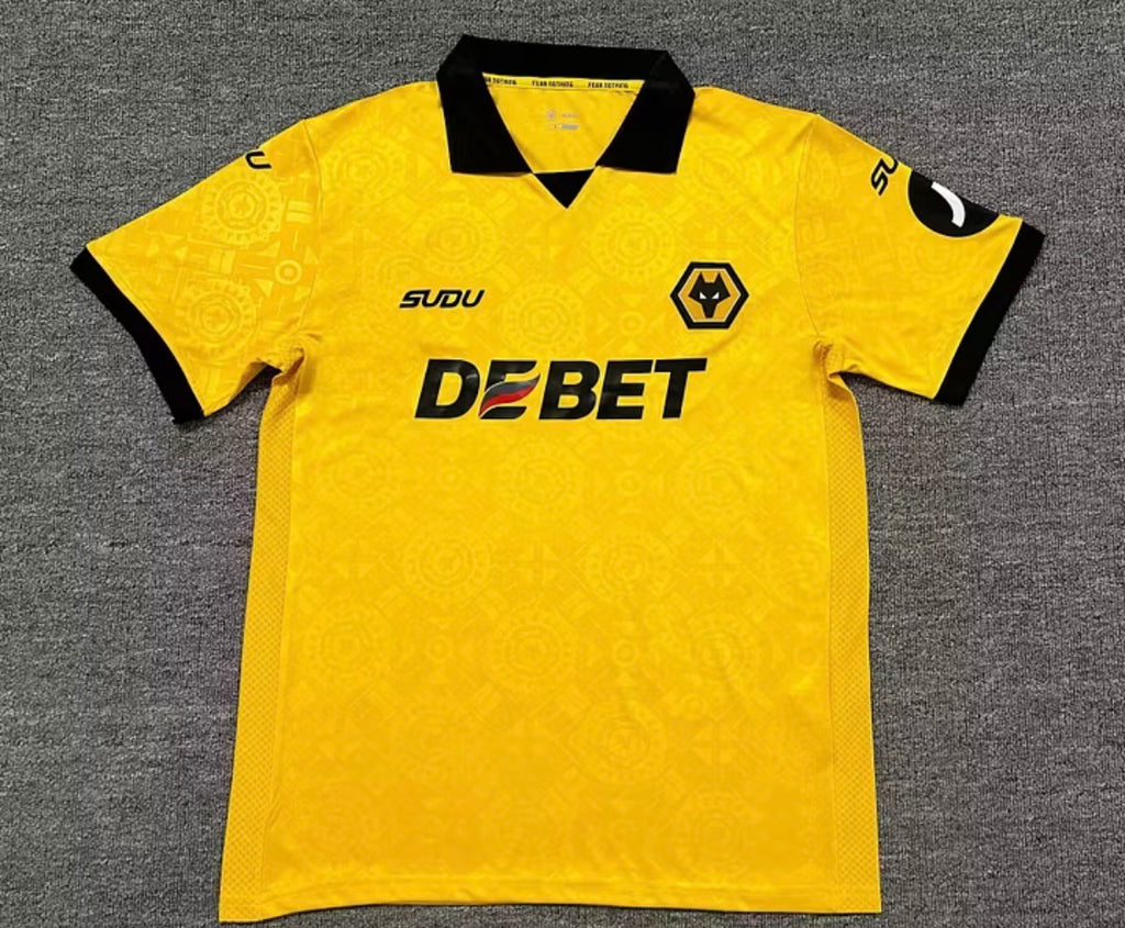 2025/2026 Wolverhampton Wanderers Home Football Shirt