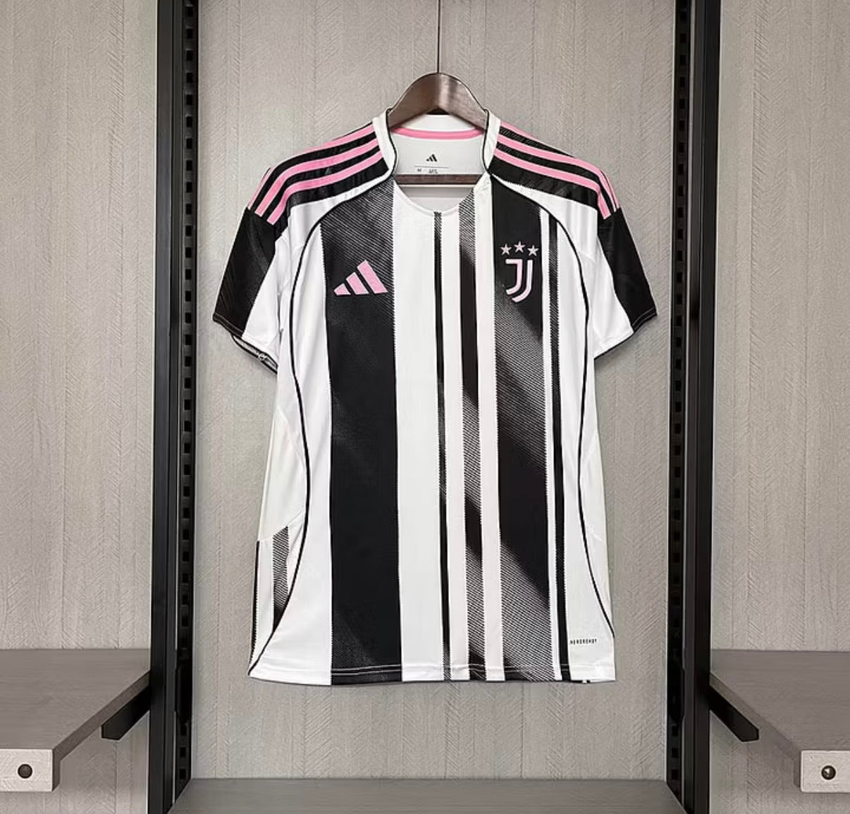 2025/2026 Juventus Home Soccer Jersey 1:1 Thai Quality
