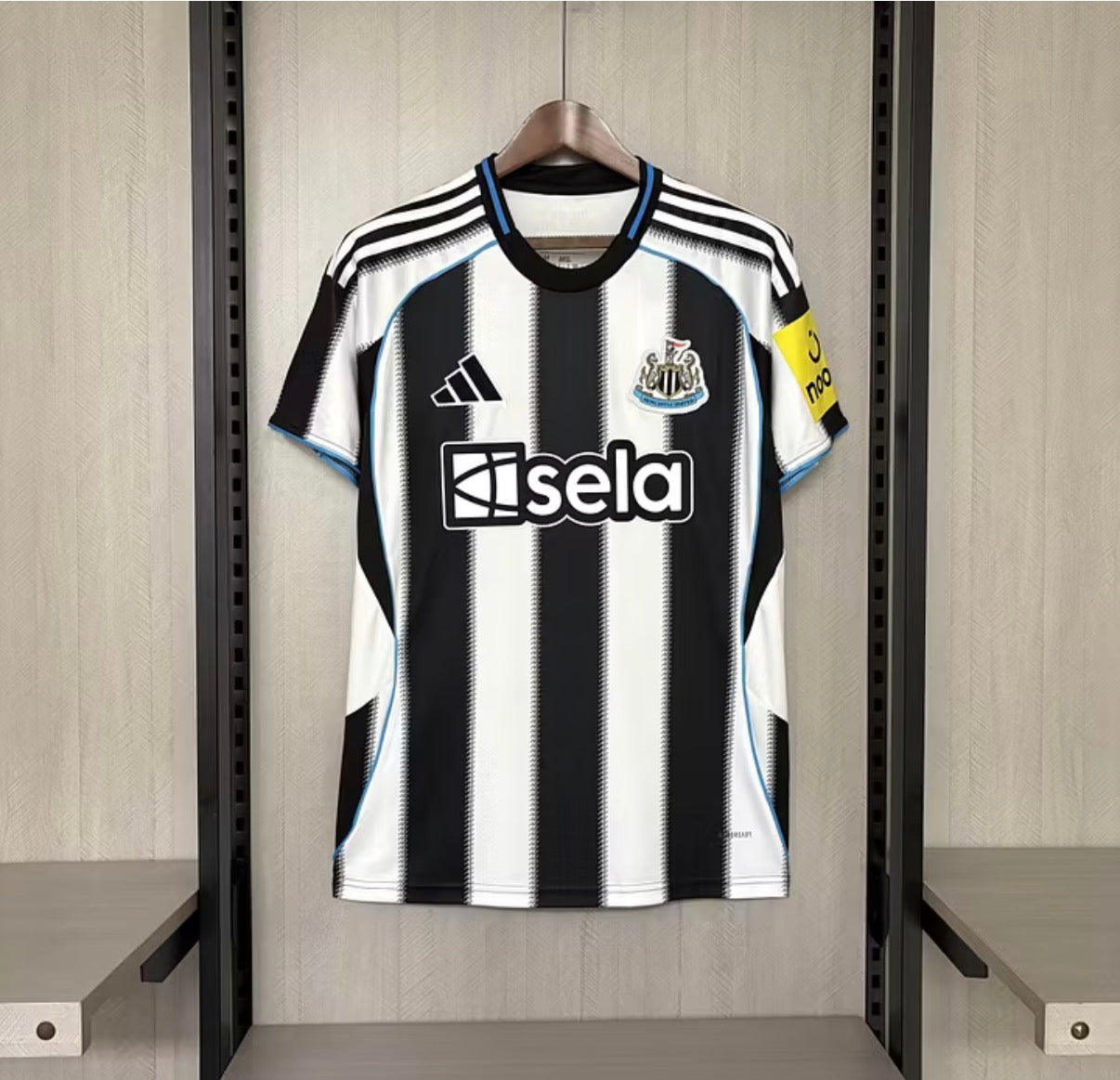 2025/2026 Newcastle United Home Football Jersey Shirt 1:1 Thai Quality